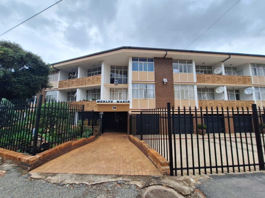 To Let 2 Bedroom Property for Rent in Florida Park Gauteng