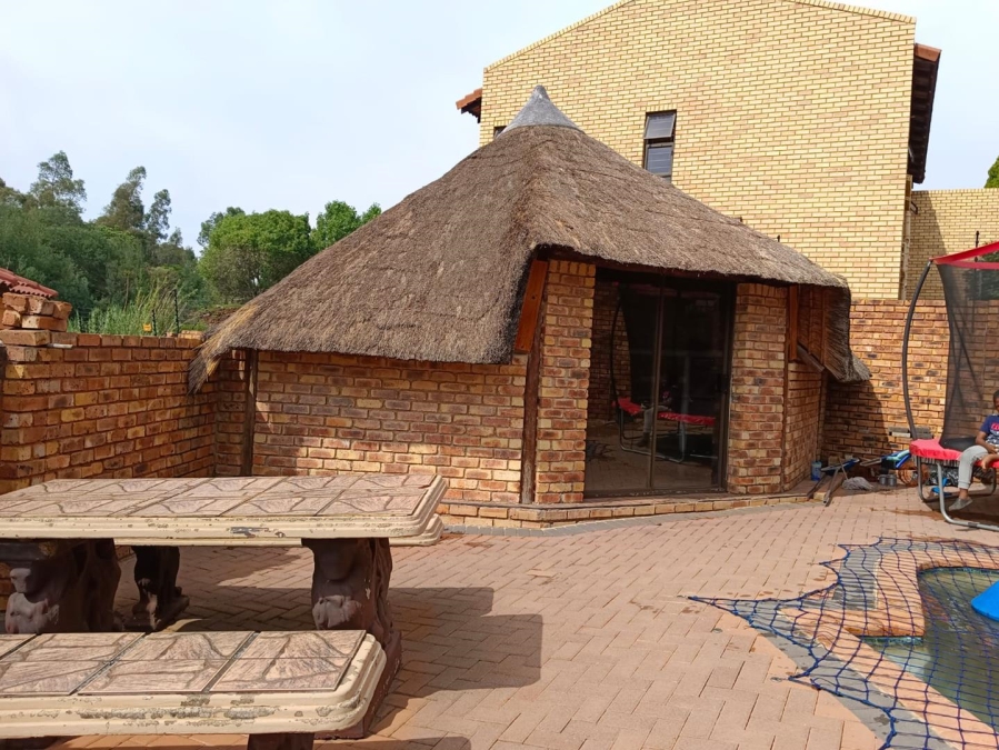 To Let 3 Bedroom Property for Rent in Elandshaven Gauteng