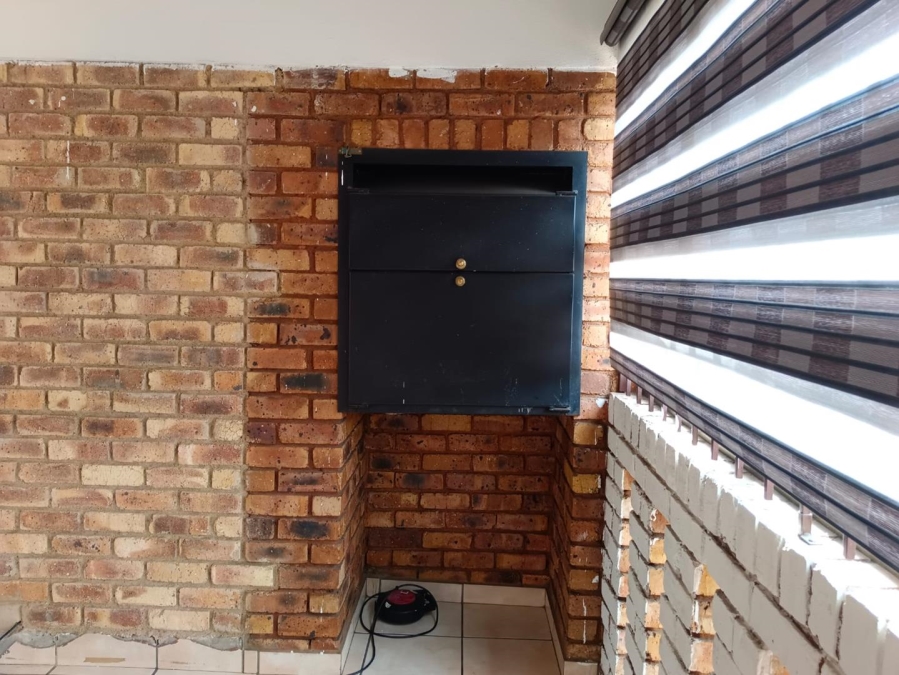 To Let 3 Bedroom Property for Rent in Elandshaven Gauteng