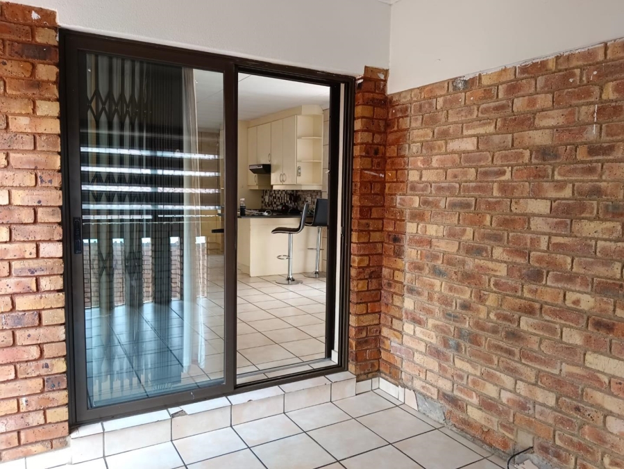 To Let 3 Bedroom Property for Rent in Elandshaven Gauteng