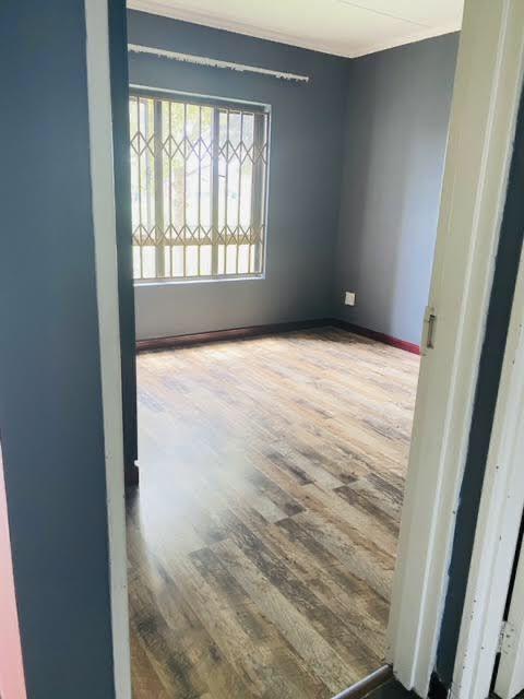 To Let 2 Bedroom Property for Rent in Noordwyk Gauteng