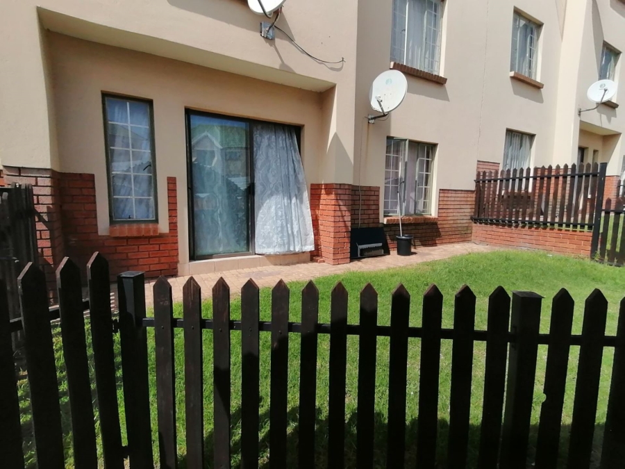 2 Bedroom Property for Sale in Terenure Gauteng