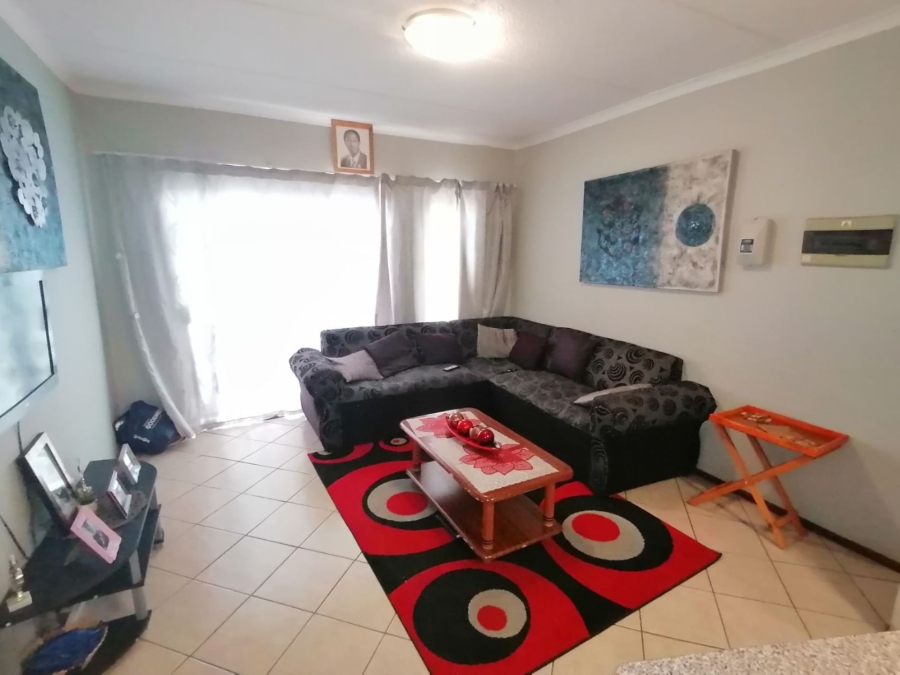 2 Bedroom Property for Sale in Terenure Gauteng