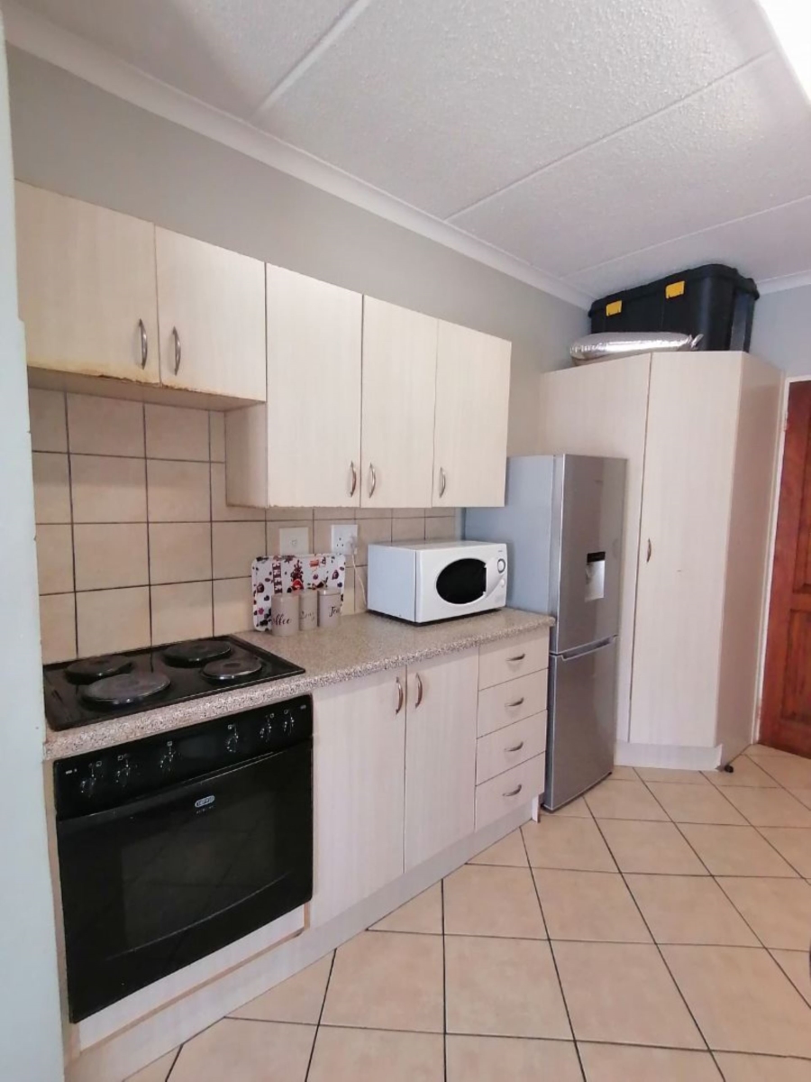 2 Bedroom Property for Sale in Terenure Gauteng