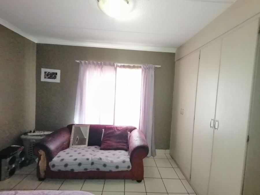 2 Bedroom Property for Sale in Terenure Gauteng