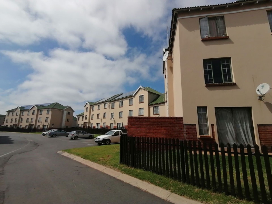 2 Bedroom Property for Sale in Terenure Gauteng