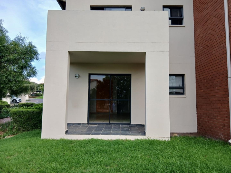 To Let 2 Bedroom Property for Rent in Jackal Creek Golf Estate Gauteng