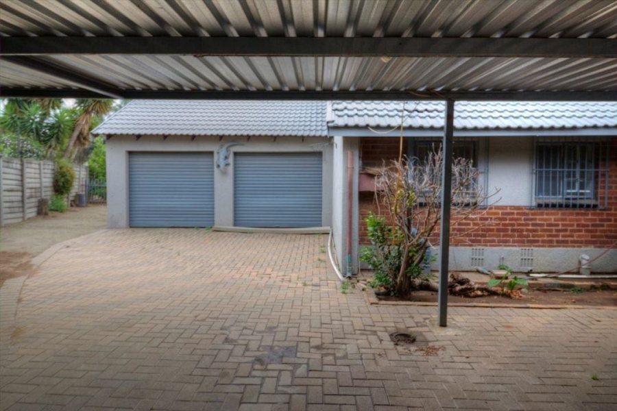 3 Bedroom Property for Sale in Van Riebeeck Park Gauteng