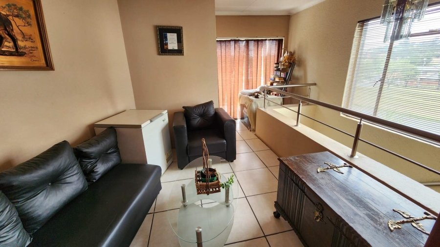 5 Bedroom Property for Sale in Southdale Gauteng