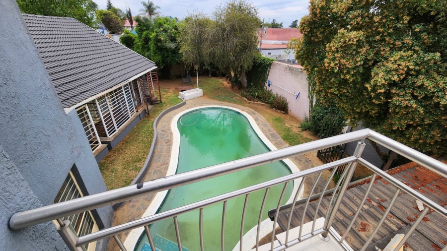 5 Bedroom Property for Sale in Southdale Gauteng