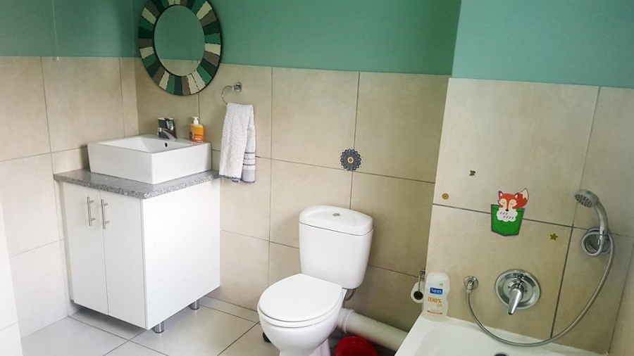 To Let 3 Bedroom Property for Rent in Ferndale Gauteng