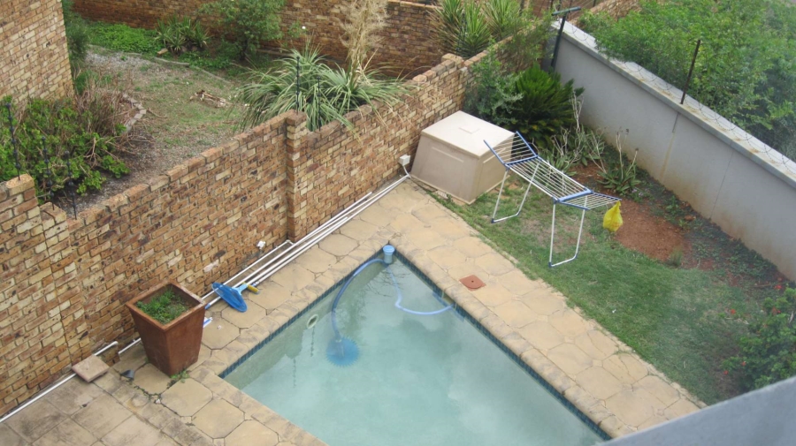 6 Bedroom Property for Sale in Highveld Ext 12 Gauteng