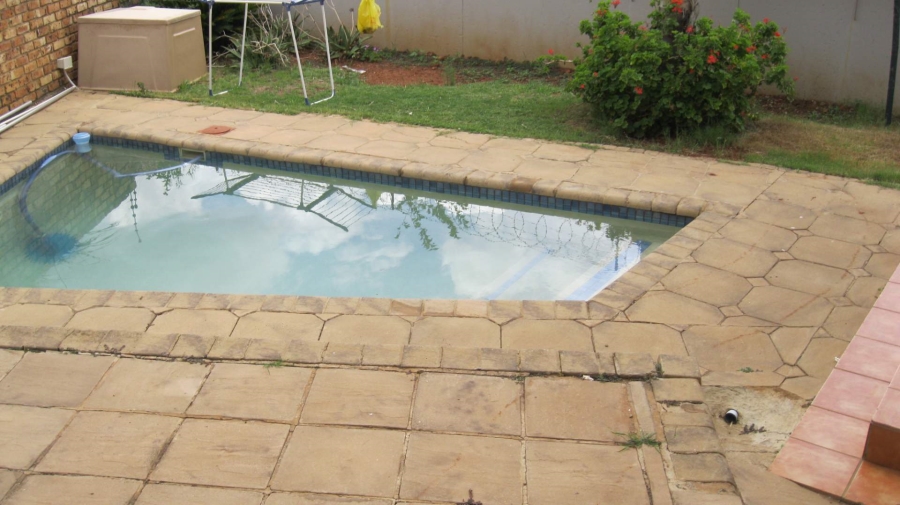 6 Bedroom Property for Sale in Highveld Ext 12 Gauteng