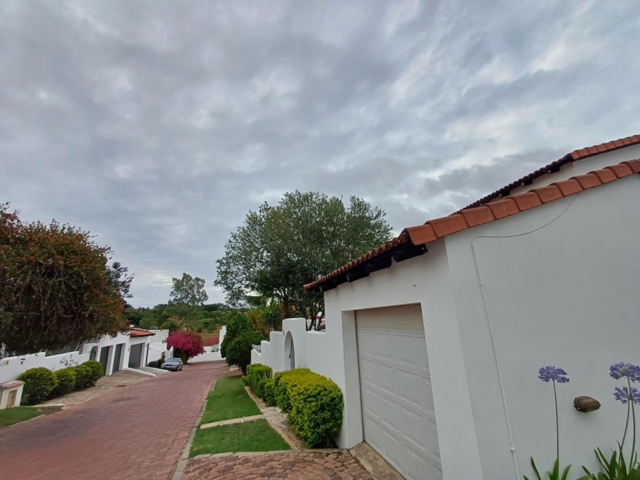 To Let 3 Bedroom Property for Rent in North Riding Gauteng