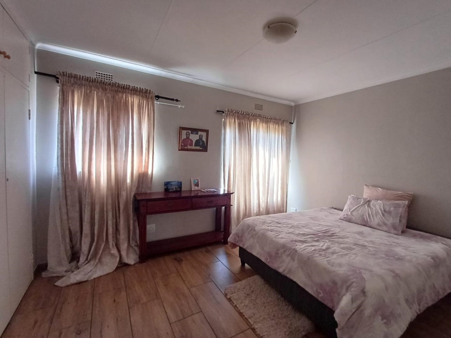 To Let 3 Bedroom Property for Rent in President Ridge Gauteng