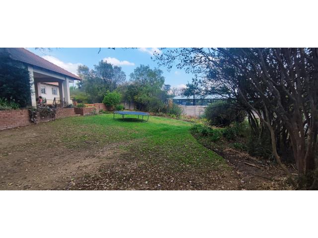 To Let 8 Bedroom Property for Rent in Ferndale Gauteng