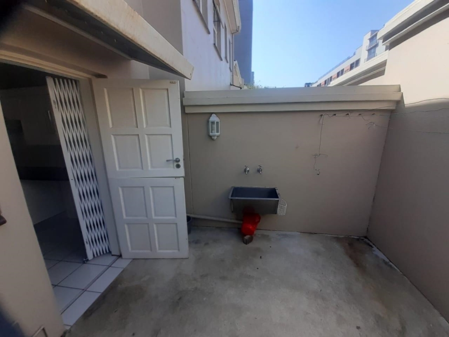 To Let 3 Bedroom Property for Rent in Hatfield Gauteng