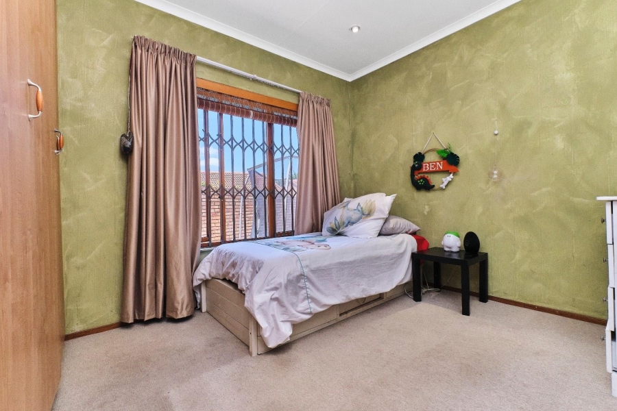 3 Bedroom Property for Sale in Boskruin Gauteng