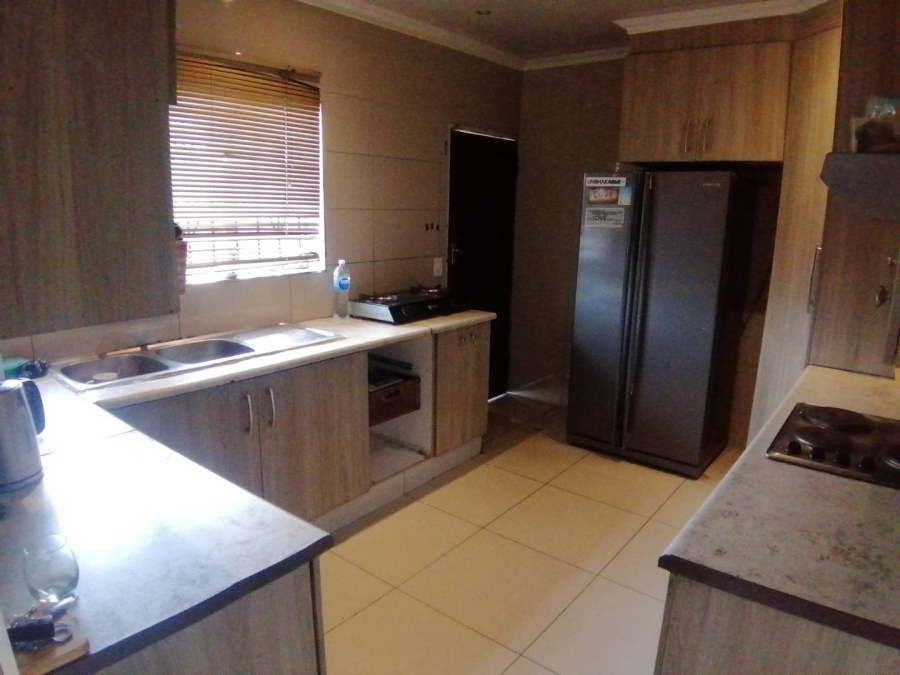 3 Bedroom Property for Sale in Mayberry Park Gauteng