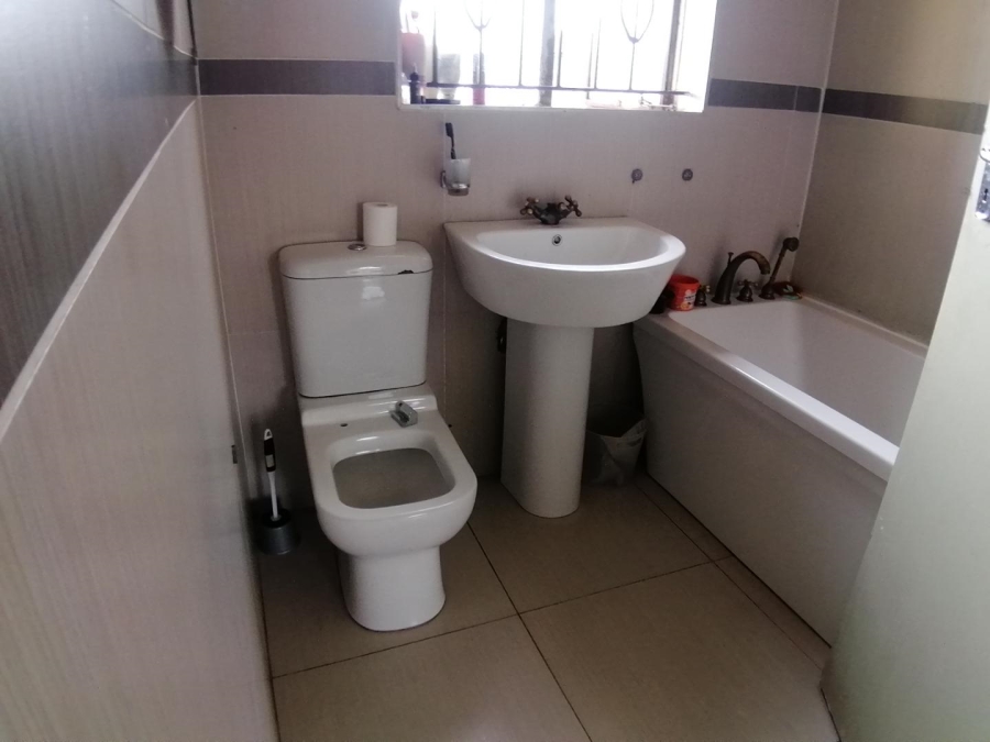 3 Bedroom Property for Sale in Mayberry Park Gauteng