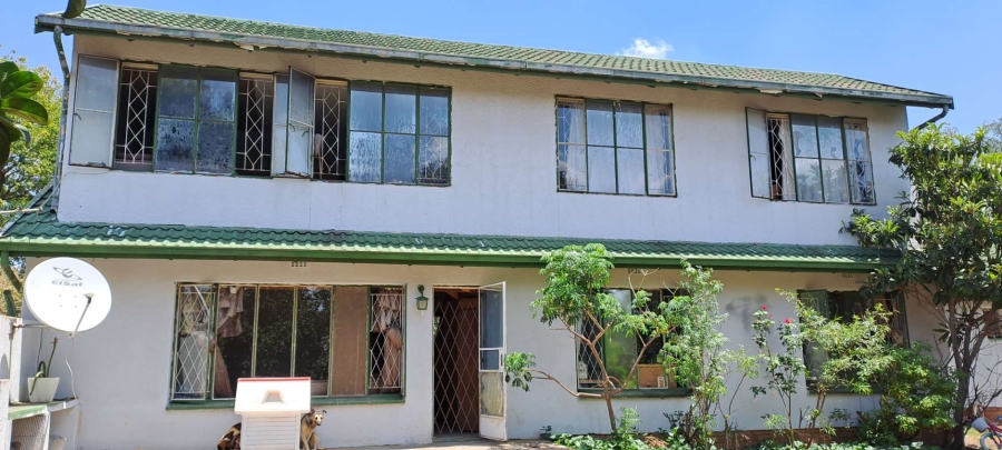 5 Bedroom Property for Sale in Brackendowns Gauteng