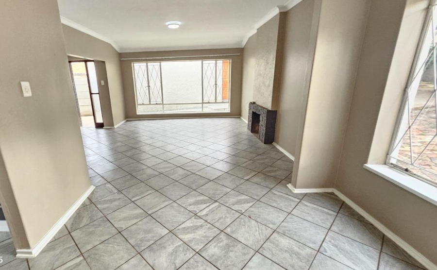 To Let 4 Bedroom Property for Rent in Eastleigh Gauteng