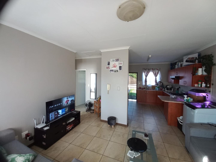 To Let 2 Bedroom Property for Rent in Riversdale Gauteng