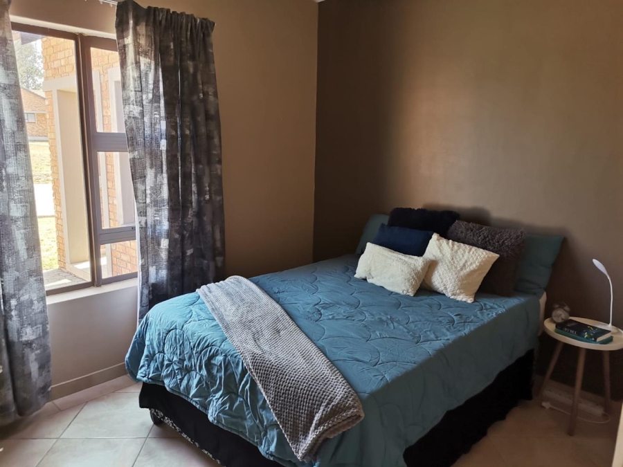 To Let 3 Bedroom Property for Rent in Kookrus Gauteng