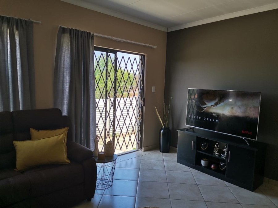 To Let 3 Bedroom Property for Rent in Kookrus Gauteng