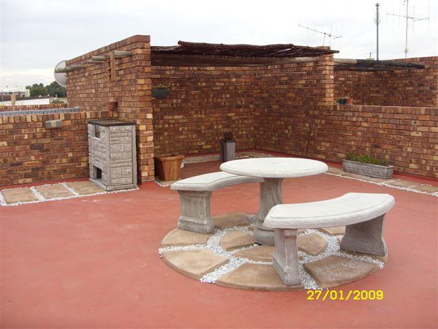 2 Bedroom Property for Sale in Wierdapark Gauteng