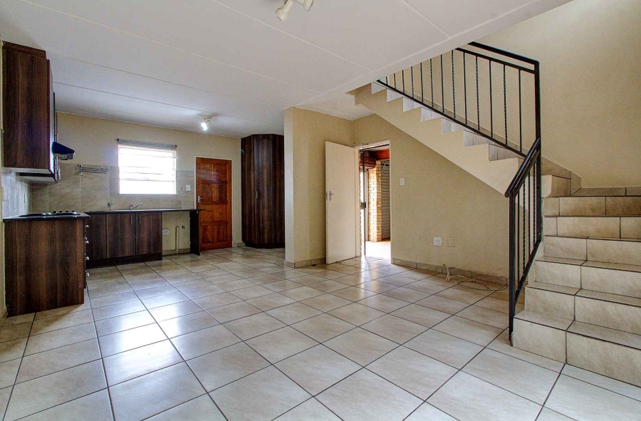 3 Bedroom Property for Sale in Wilgeheuwel Gauteng