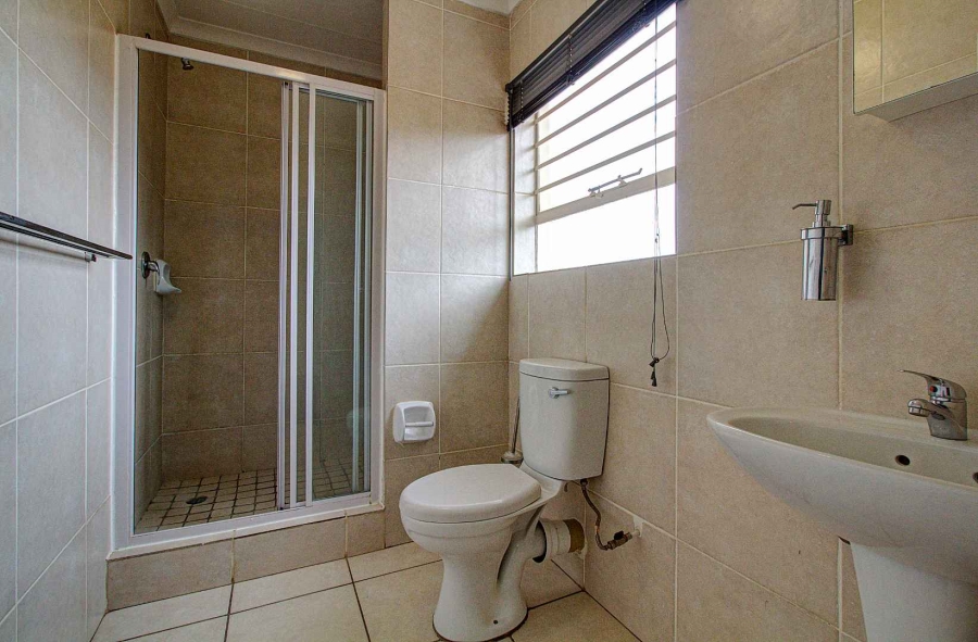 3 Bedroom Property for Sale in Wilgeheuwel Gauteng