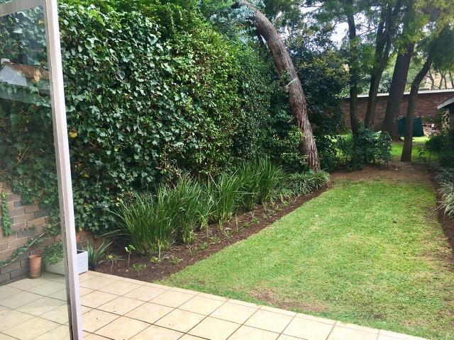 To Let 2 Bedroom Property for Rent in Sandown Gauteng