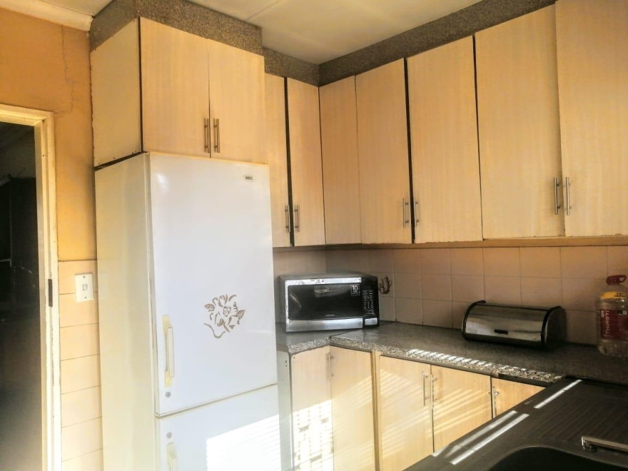 3 Bedroom Property for Sale in Tokoza Gardens Gauteng