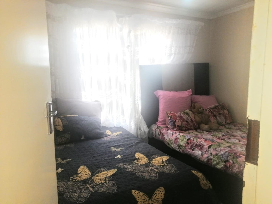 3 Bedroom Property for Sale in Tokoza Gardens Gauteng