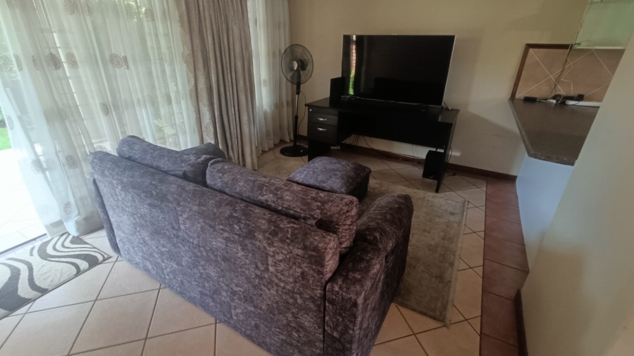 3 Bedroom Property for Sale in Die Hoewes Gauteng