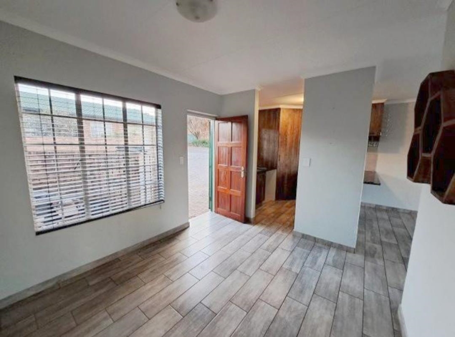 2 Bedroom Property for Sale in Hennopspark Gauteng