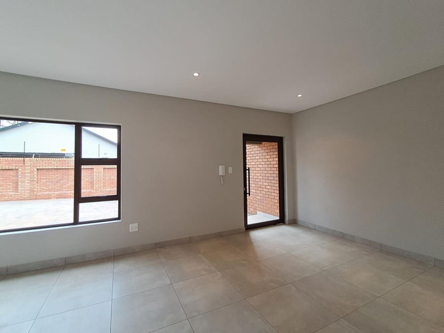 4 Bedroom Property for Sale in Brackenhurst Gauteng