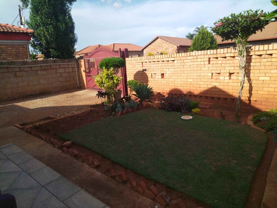 2 Bedroom Property for Sale in Soshanguve XX Gauteng