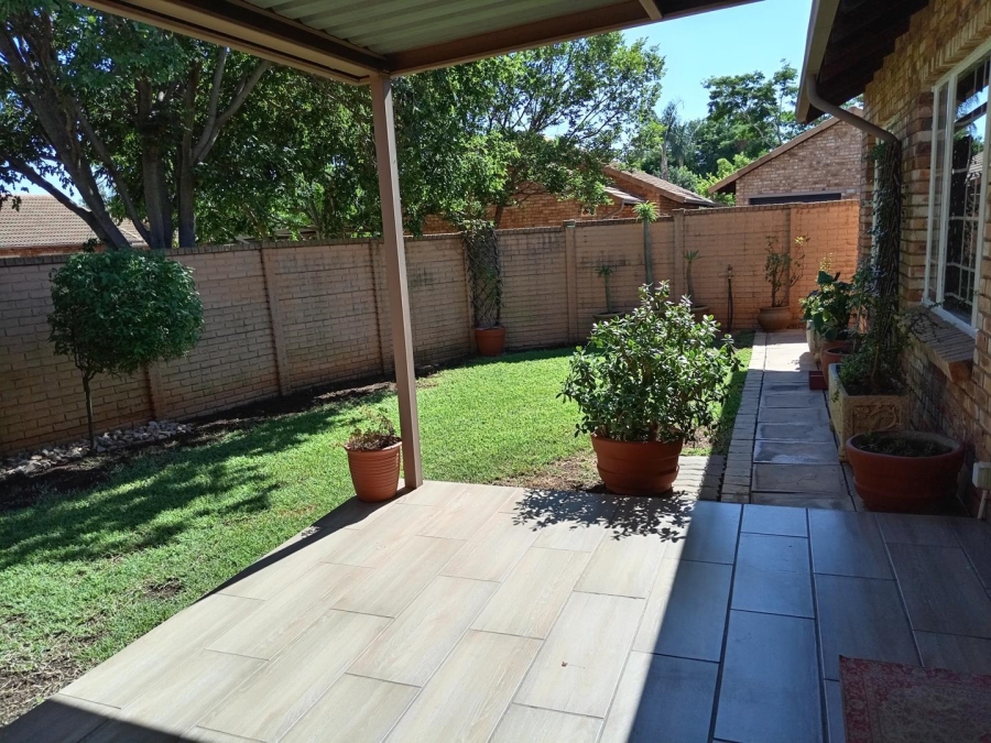 2 Bedroom Property for Sale in Equestria Gauteng