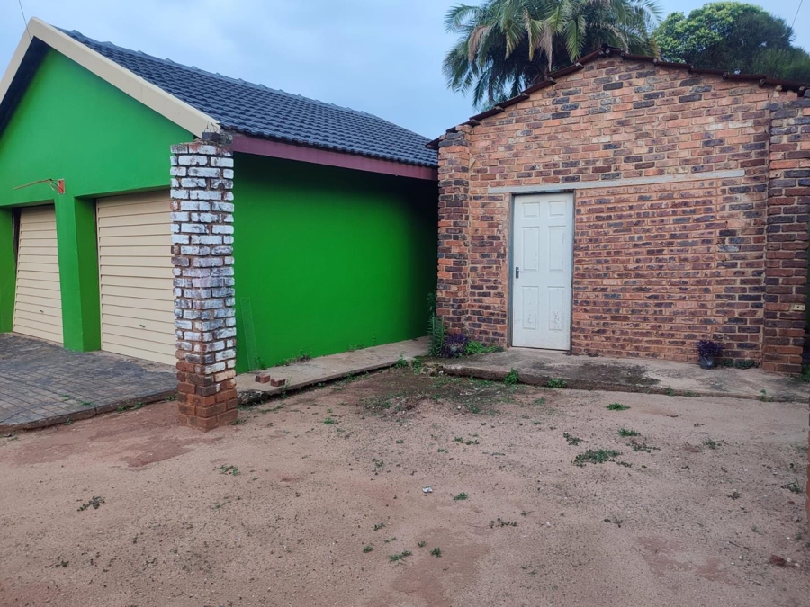 4 Bedroom Property for Sale in Norkem Park Gauteng