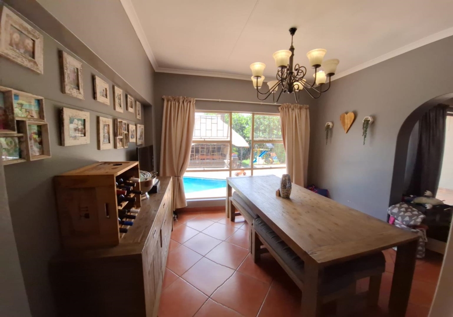 To Let 4 Bedroom Property for Rent in Eldoraigne Gauteng