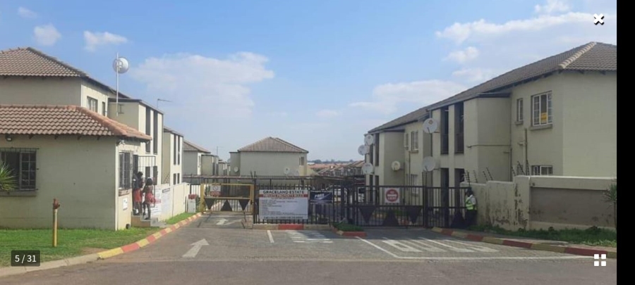 2 Bedroom Property for Sale in Elspark Gauteng