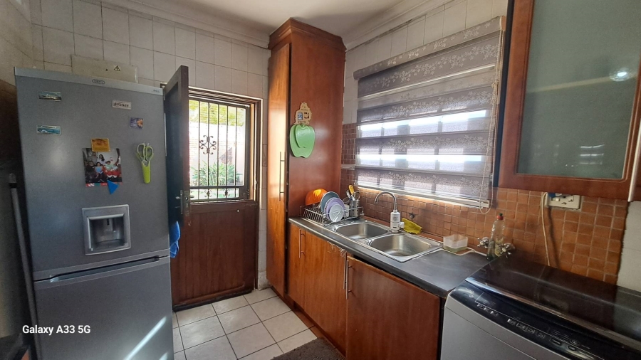 3 Bedroom Property for Sale in Buccleuch Gauteng