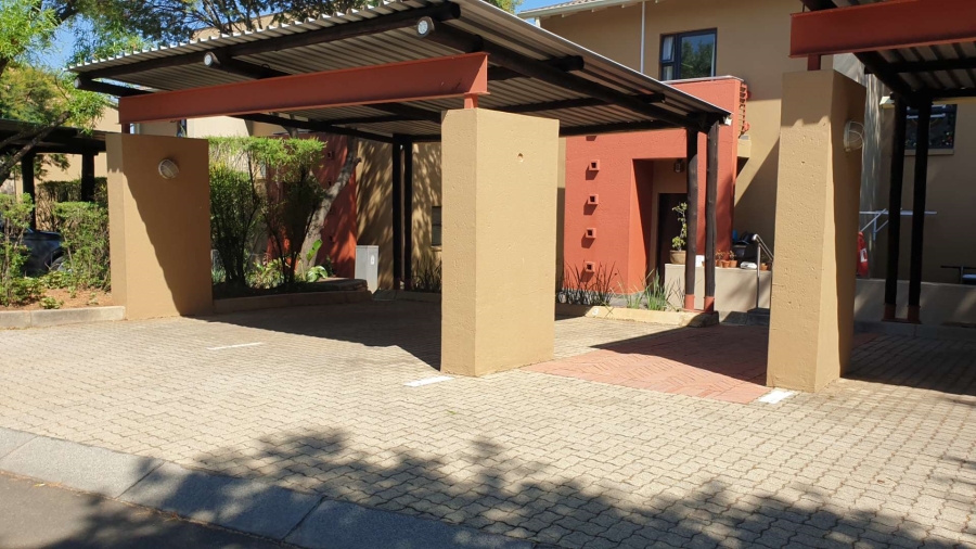 To Let 3 Bedroom Property for Rent in Jackal Creek Golf Estate Gauteng