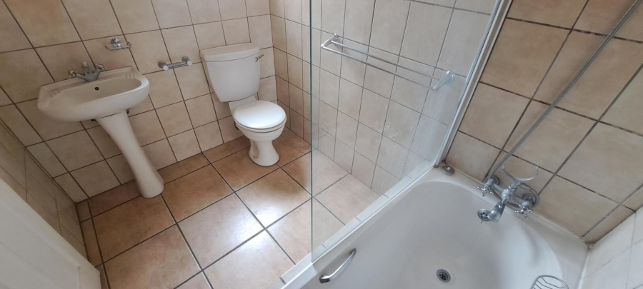 2 Bedroom Property for Sale in Ferndale Gauteng