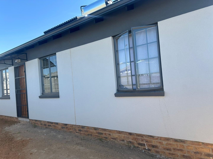 To Let 3 Bedroom Property for Rent in Mahube Valley Gauteng