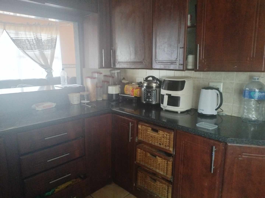 To Let 3 Bedroom Property for Rent in Mahube Valley Gauteng