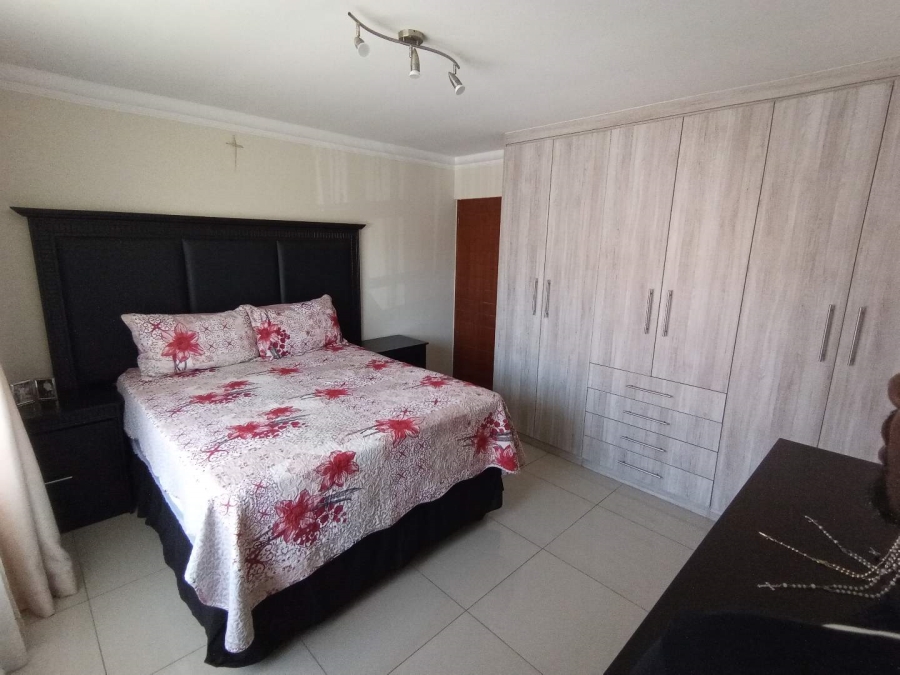 To Let 2 Bedroom Property for Rent in Comet Gauteng