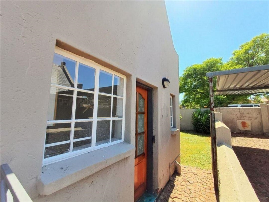 2 Bedroom Property for Sale in Esther Park Gauteng